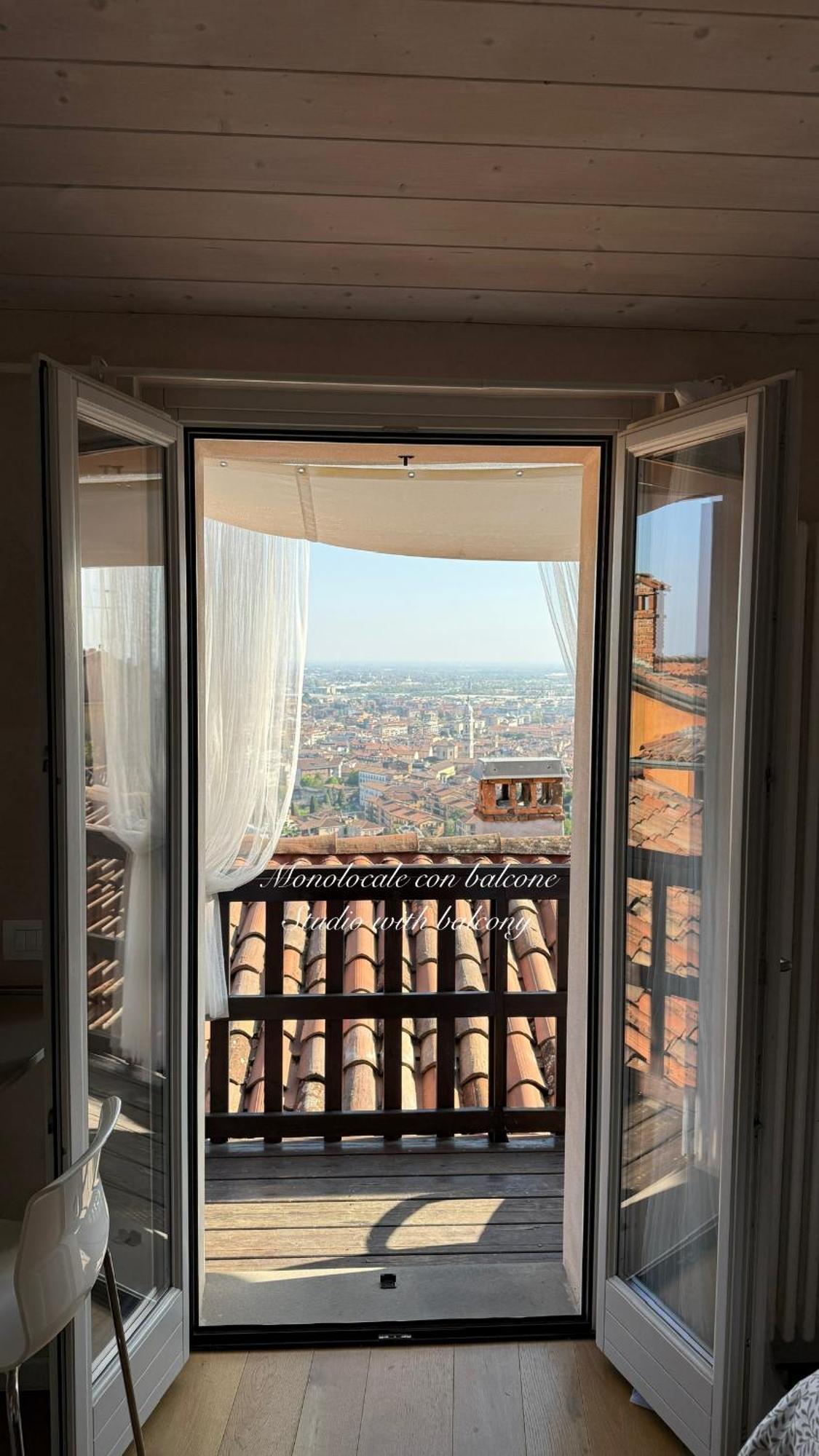 Livinn Bergamo La Mansardina1 E La Mansardina2 외부 사진
